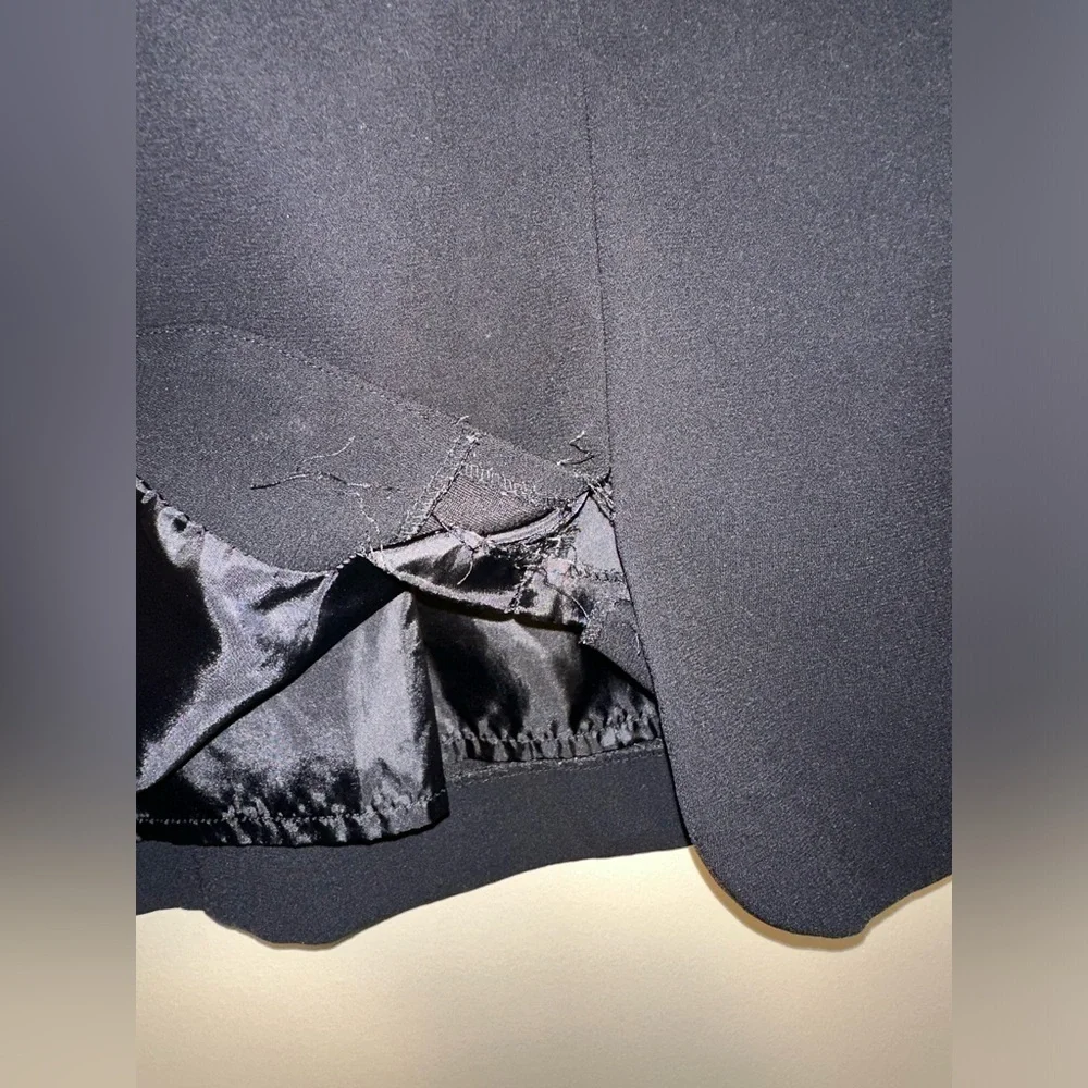 H&M Short Black Polyester Skirt - Size 12